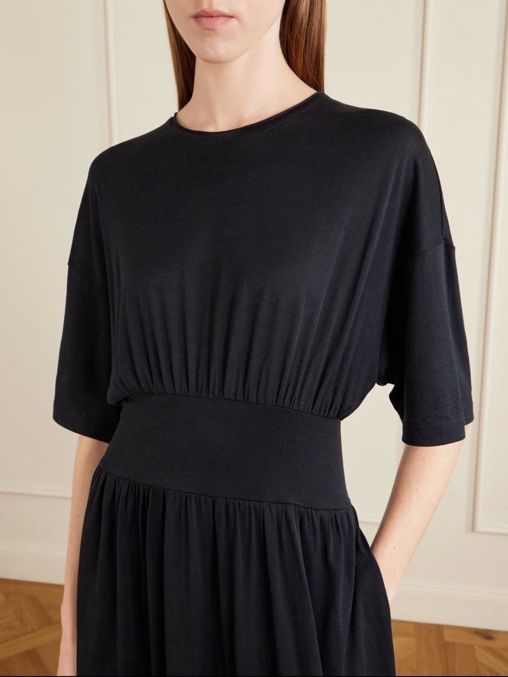 TOTEME
Cotton and silk-blend midi dress - Picture 4 of 9